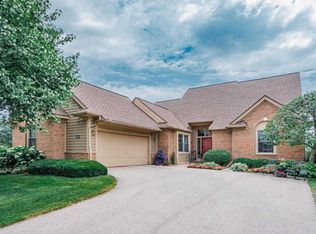 5209 Doral Ct, Ann Arbor, MI 48108