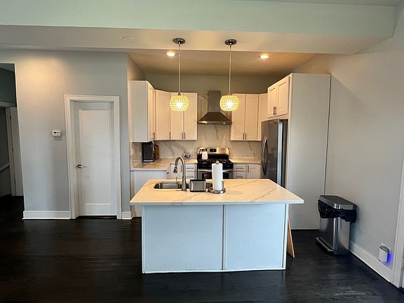 4th image of 6351 S Evans Ave