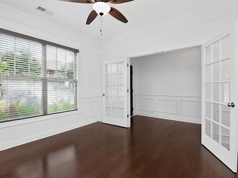 549 Daventry Ct — Photo 26