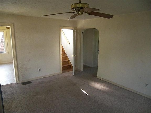 3rd image of 3638 W Siebenthaler Ave