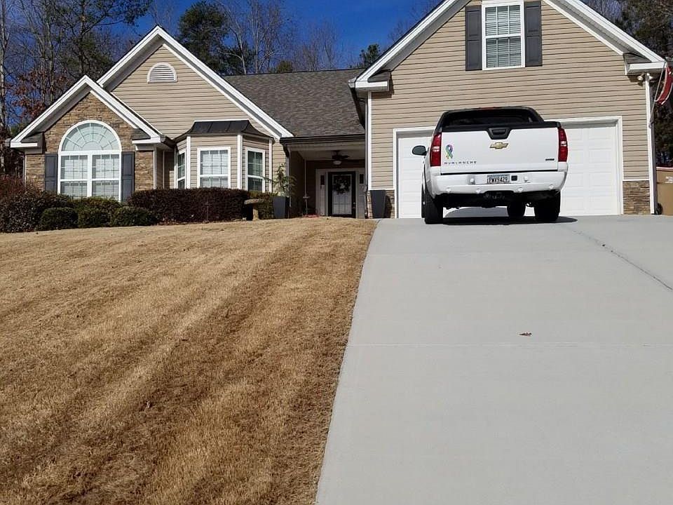 1st image of 6718 Carriage Walk Ln