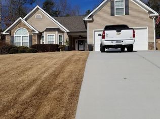 6718 Carriage Walk Ln, Flowery Branch, GA 30542
