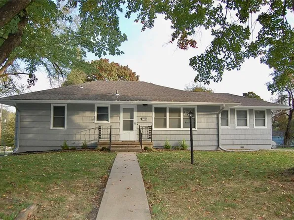 412 Logan St, Leavenworth, KS 66048