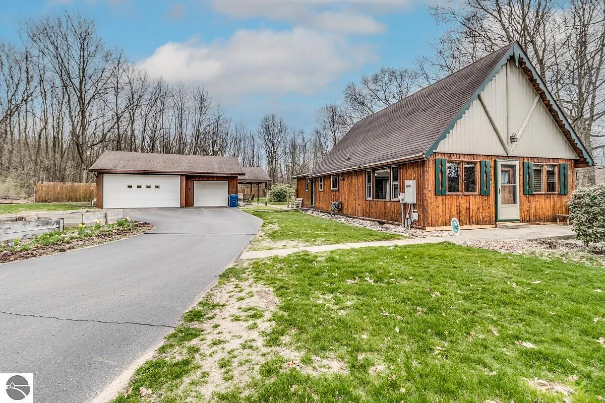 7726 Anway Dr photo 1