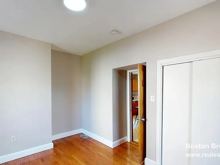 6 Cawfield St #3 — Photo 7