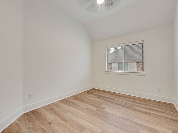4th image of 4703 Sephora Dr