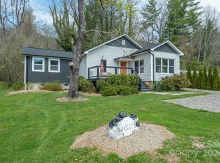 1117 Montreat Rd, Black Mountain, NC 28711