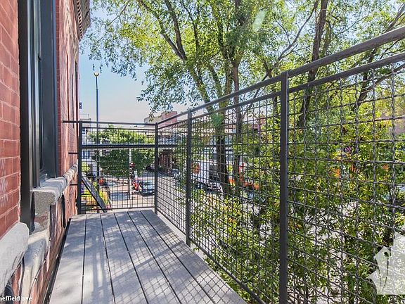 5th image of 3000 N Sheffield Ave #517