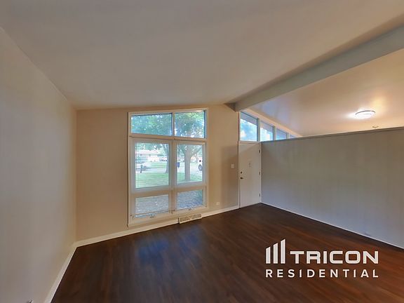 5th image of 30477 N Oak Grove Ave
