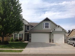 2860 E Falcon Dr, Meridian, ID 83642