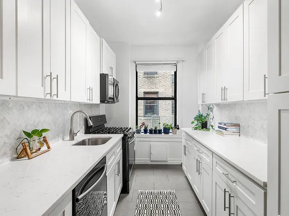 860 W 181st St APT 43, New York, NY 10033