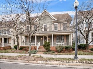 1310 S Glebe Rd, Arlington, VA 22204