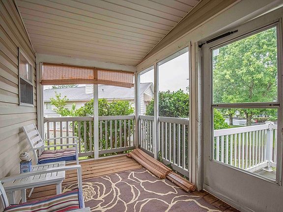 5th image of 1214 Santa Anita Way