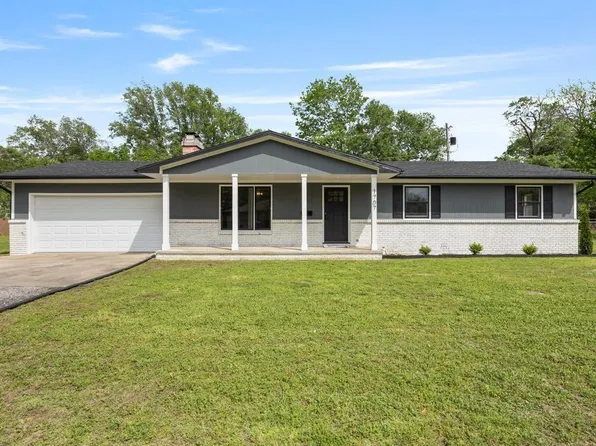 1707 Tomahawk Ln, Fort Scott, KS 66701