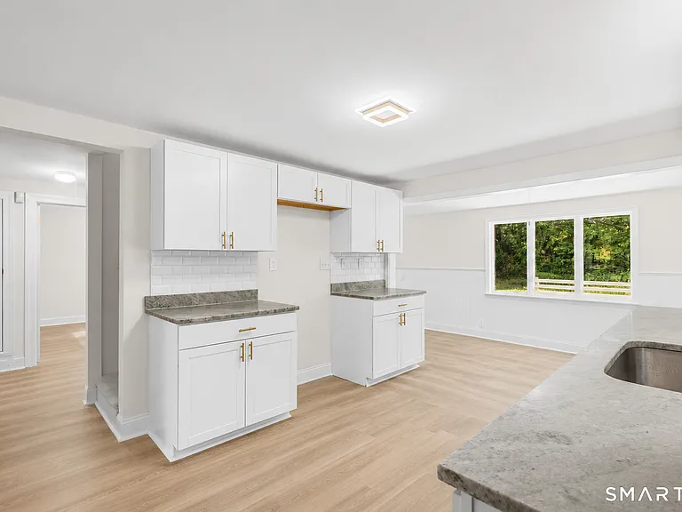 277 Tremont St — Photo 10