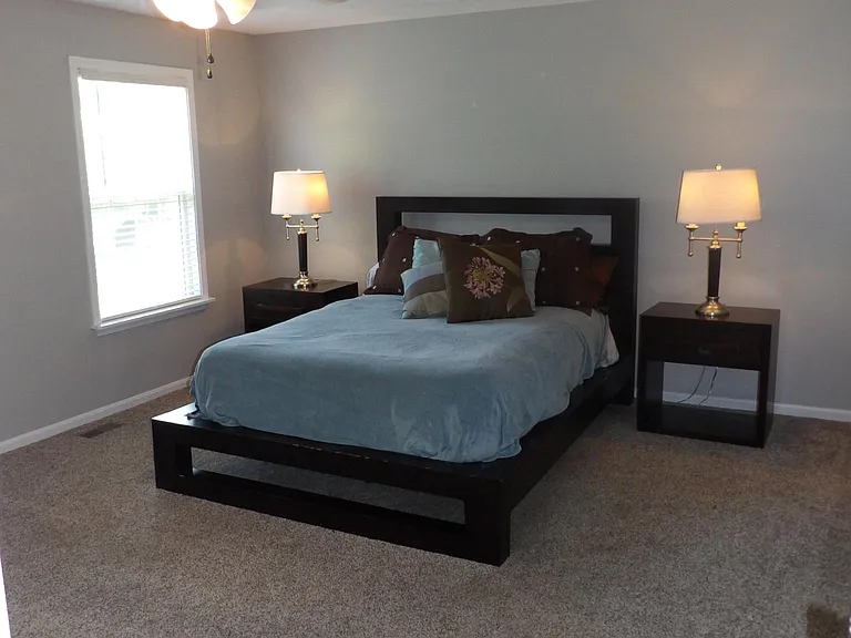 4709 Oak Pointe Dr — Photo 8