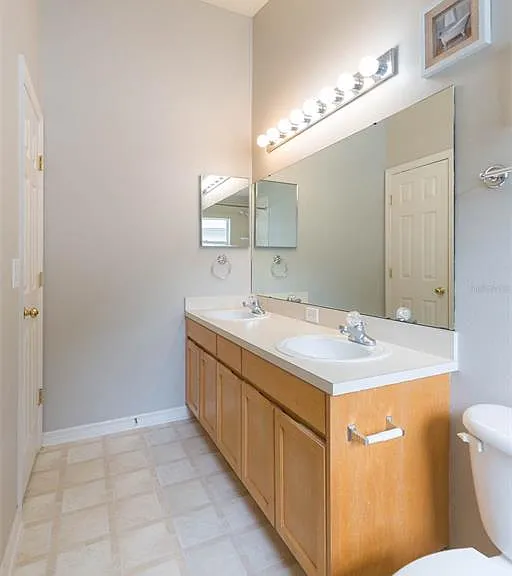 4550 Roundview Ct — Photo 22