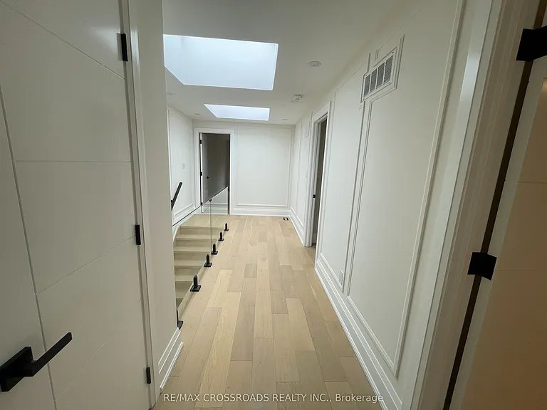 790 Midland Ave #B — Photo 12