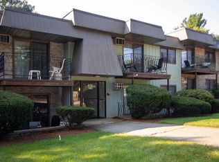 12 Strawberry Bank Rd, Nashua, NH 03062