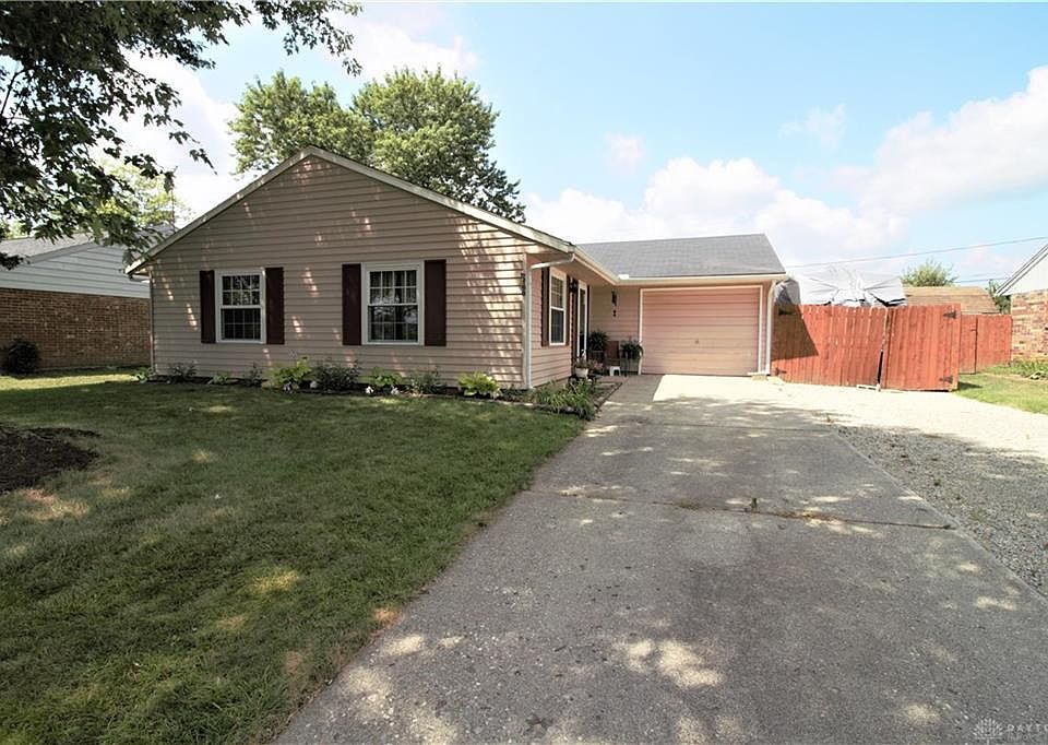 1st image of 168 Angela Dr