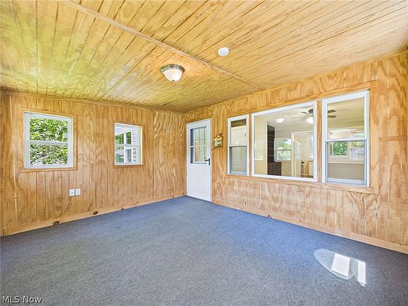 5th image of 2542 Circle Dr