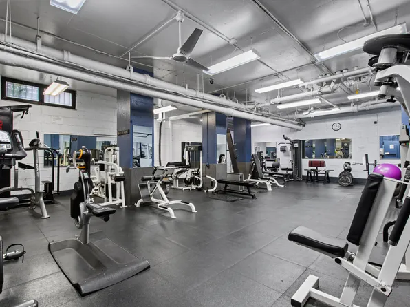 70-25 Yellowstone Boulevard image 17 of 21