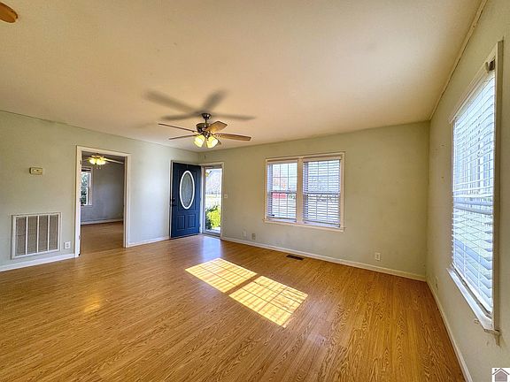 3rd image of 300 1st St