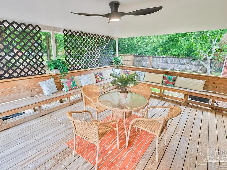 3795 Summer Dr — Photo 44