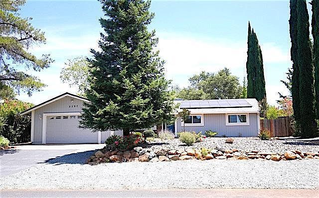 1st image of 2797 La Crescenta Dr