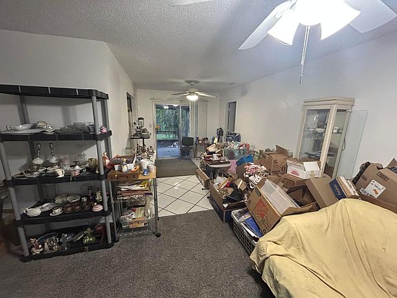 4th image of 532 SE Thornhill Drive