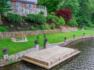 162 Old Dike Rd, Trumbull, CT 06611