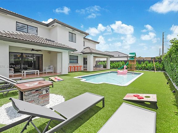 5th image of 14241 SW 160th Ter