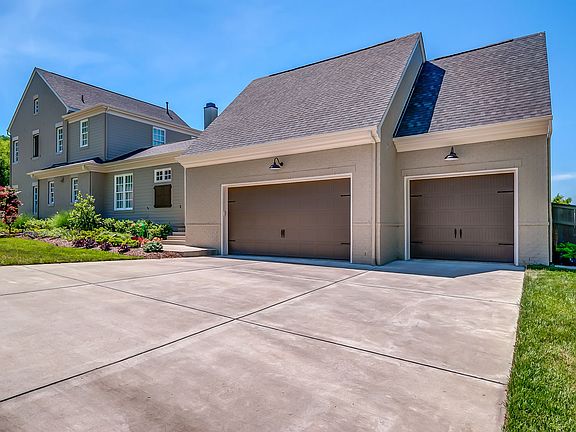 5th image of 1516 Fleetwood Dr