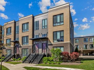 1308 Catalina Ct, Schaumburg, IL 60173