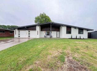 1707 Kiowa St, Enid, OK 73703