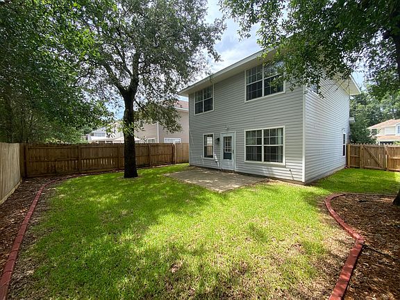 3rd image of 6229 Cottage Woods Dr