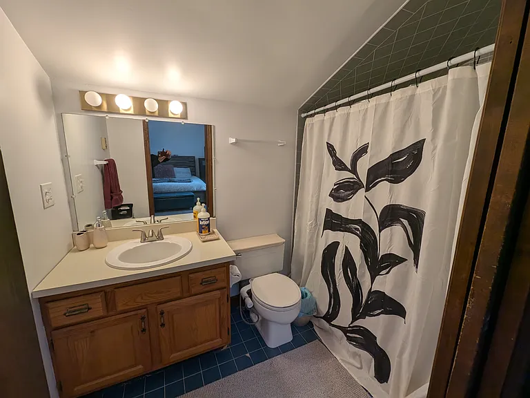 En Suite Bathroom