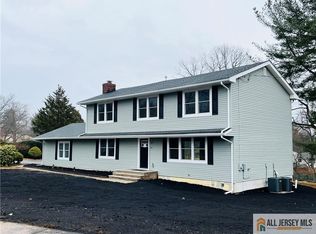 34 Clearview Rd, East Brunswick, NJ 08816