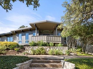 6 Bounty Rd E, Benbrook, TX 76132