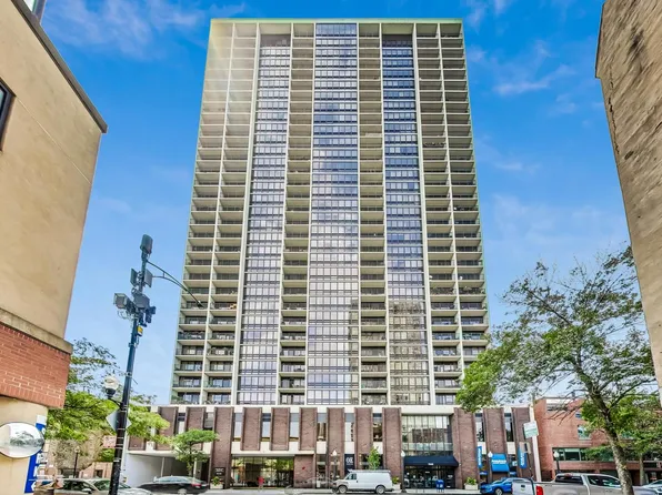 1636 N Wells St APT 2114, Chicago, IL 60614