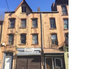 136 South St, Newburgh, NY 12550