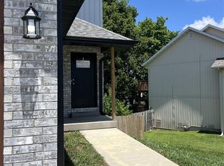 807 E Watermill Cir, Ozark, MO 65721