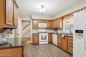 5th image of 144 Mill Creek Dr