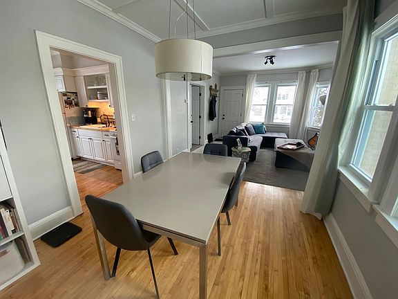 5th image of 1017 Cook Ave E Floor 1
