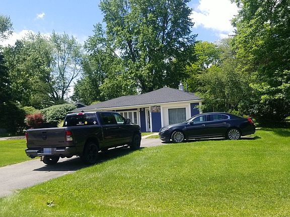 2nd image of 16747 N Stanmoor Dr