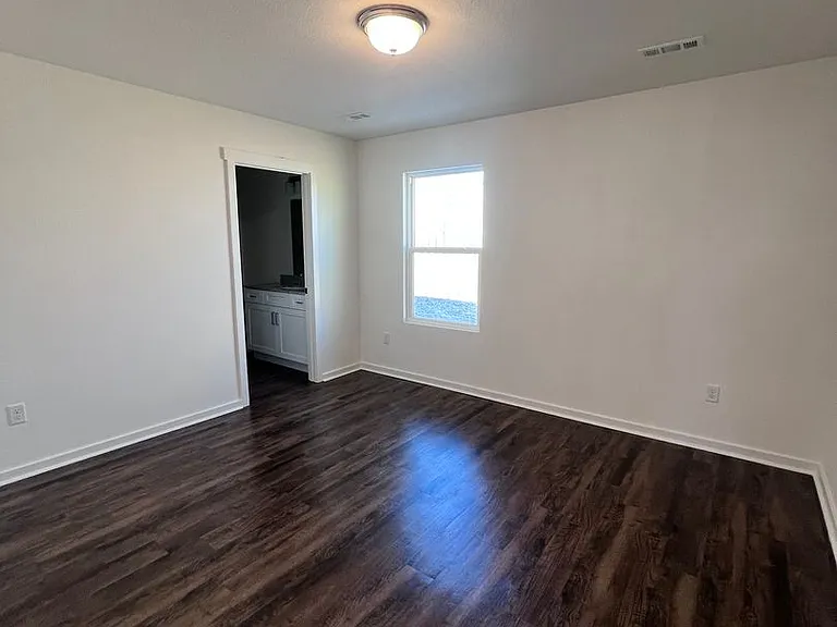 309 Eagle Edge Ave — Photo 6
