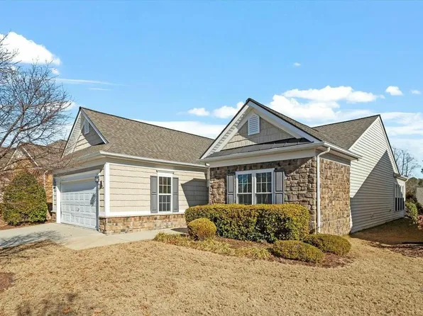 908 Peltier Dr, Cary, NC 27519