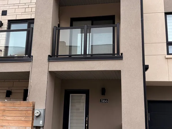 3166 Lotus Cmn, Burlington, ON L7M 2A9