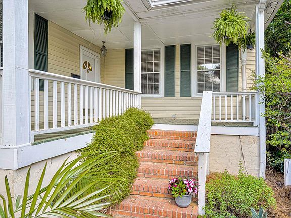 3rd image of 1428 Stovall Street
