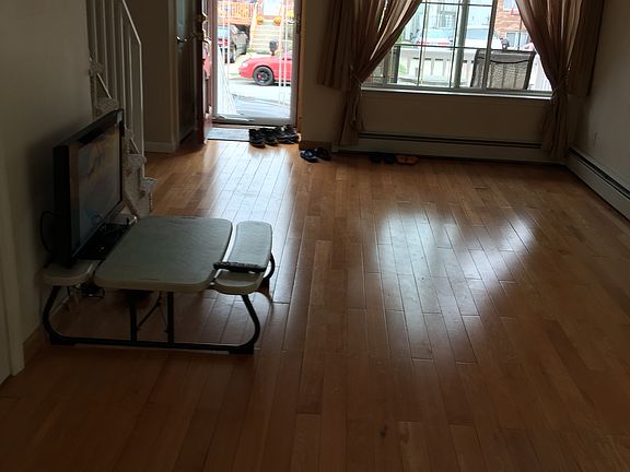5th image of 51 Lewiston St #1